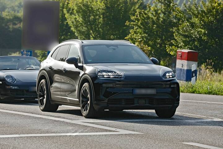 imgi_43_2026-porsche-cayenne-electric-spied-testing-with-less-disguise-than-ever_6