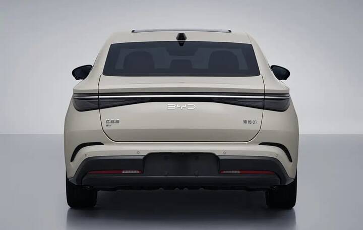 BYD Seal 07 EV_image-newcarscoops-3800x507