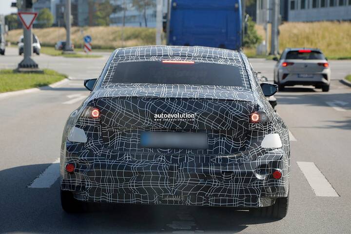 imgi_45_2028-bmw-m3-ev-prototype-shows-interior-details-may-weigh-nearly-2300-kg_7
