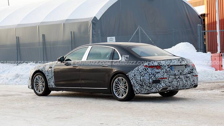 2026-mercedes-benz-s-class-maybach-17