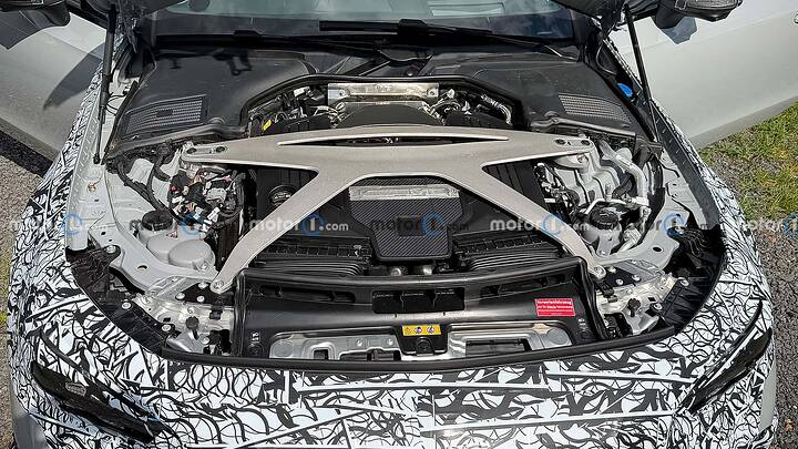 2027 Mercedes-AMG CLE 63 _newcarscoops_75c