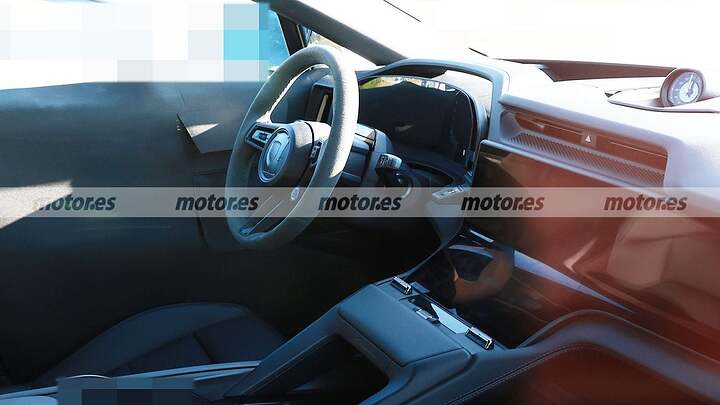 Finally revealed! The new electric Porsche Cayenne reveals its interior (and its new face, too)