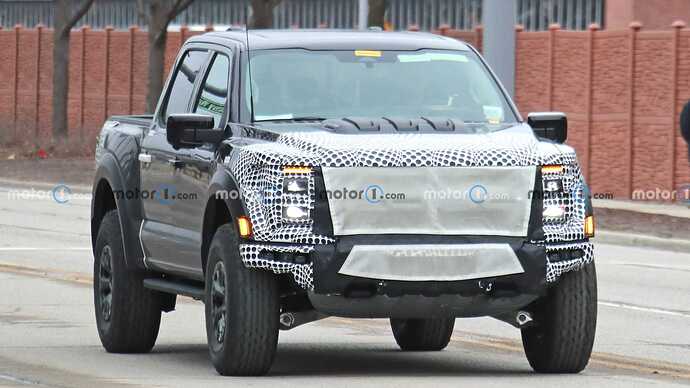 ford-f-150-raptor-r-front-view-refresh-spy-photo (1)