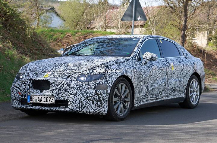 2026-mercedes-benz-c-class-ev-prototype-spied-inside-and-out-shows-intriguing-details_12