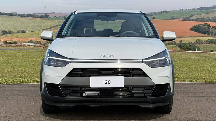 imgi_21_hyundai-i20-ultimate-2027