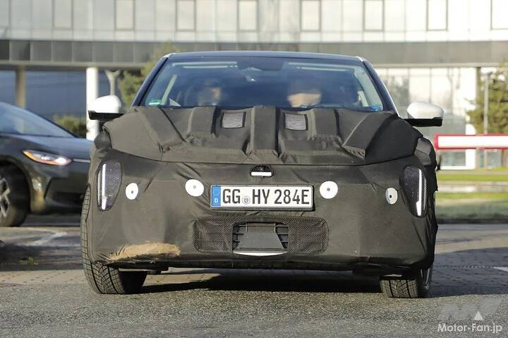 Kia-EV4-Hatchback-001-1024x682