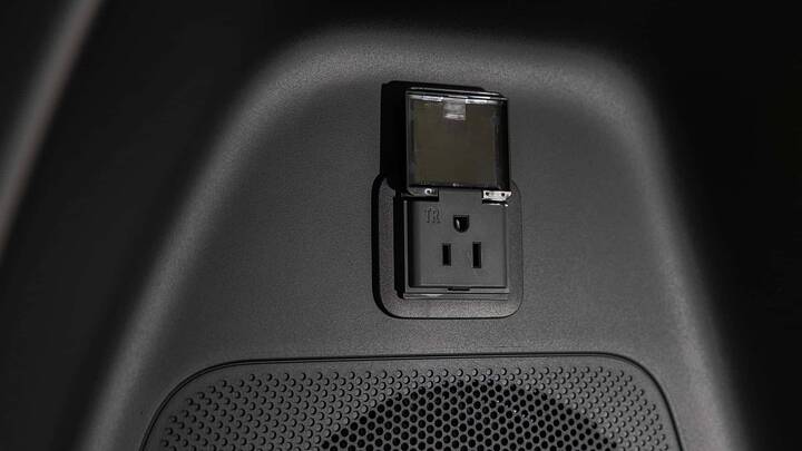 imgi_315_2027-subaru-getaway