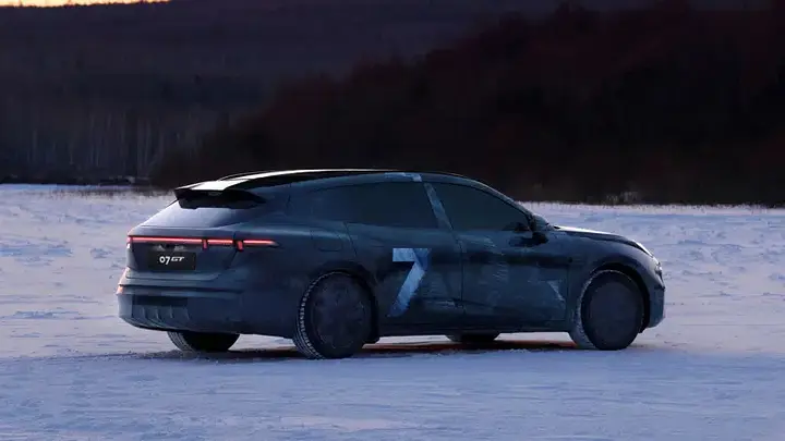 lynk_co_7_gt-newcarscoops-4-800x450