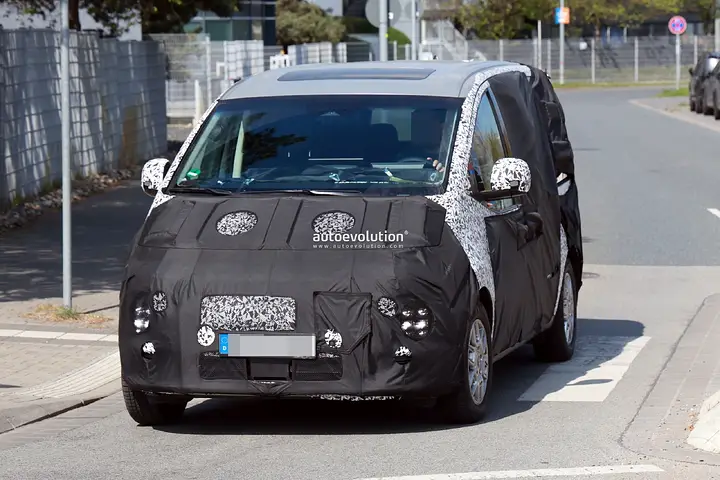 starship-like-hyundai-staria-minivan-is-finally-getting-ev-power_3