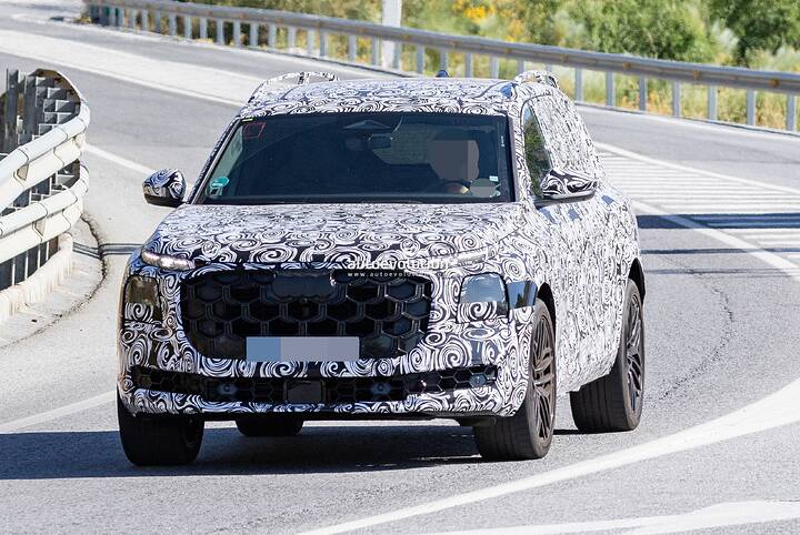 imgi_30_audis-first-ever-q9-looks-almost-ready-to-take-on-the-bmw-x7-and-mercedes-gls_2