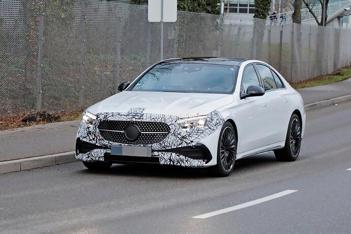 new-2024-mercedes-benz-e-class-spied-with-minimal-camouflage-and-its-a-looker_3