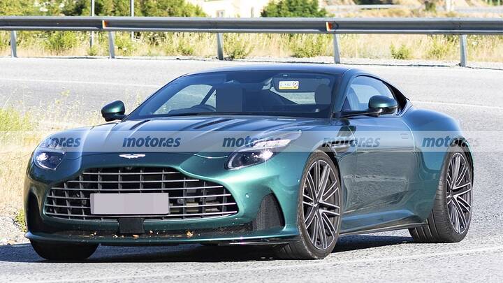 Cazado el próximo DB12 AMR en pruebas, esta mula de Aston Martin deja claro que habrá más de 700 CV 7