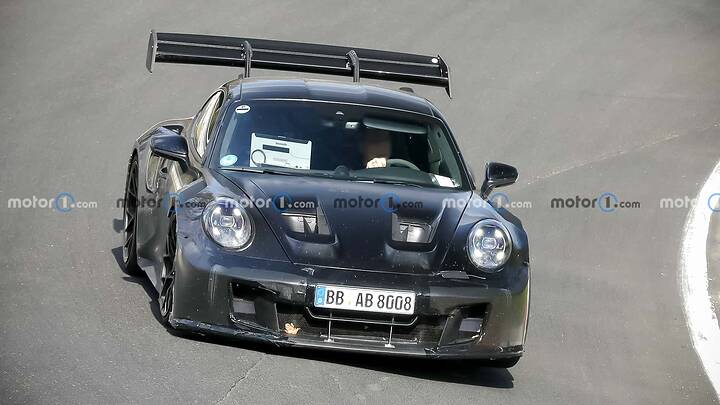 porsche-911-gt3-rs-facelift-2026-newcarscoops-(9)
