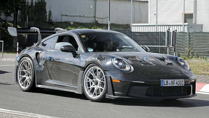 porsche-911-gt3-rs-2026-newcarscoops (1)