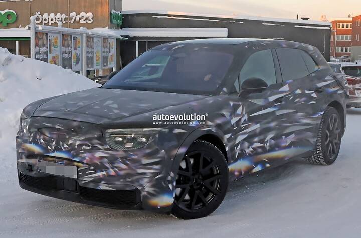 imgi_72_bentley-s-first-production-ev-shows-porsche-cayenne-electric-inspired-cockpit_21