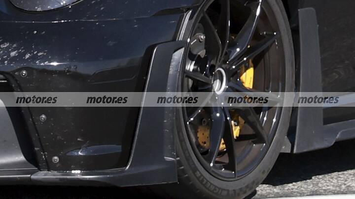 porsche-911gt2-rs-2026-fotos-espia-2025108151-1747219534_11
