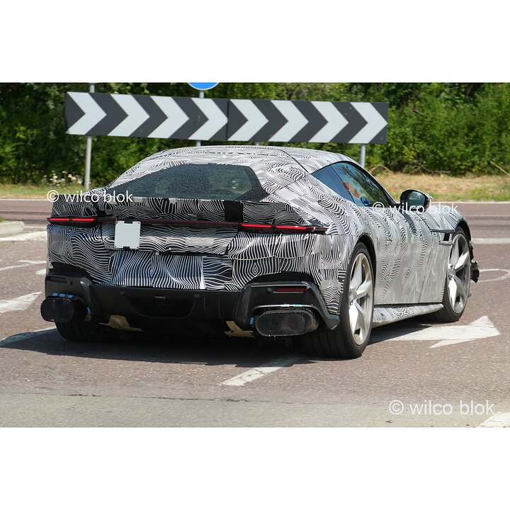 A hardcore Ferrari 12Cilindri Versione Speciale is on the way, featuring a ducktail rear spoi (3)