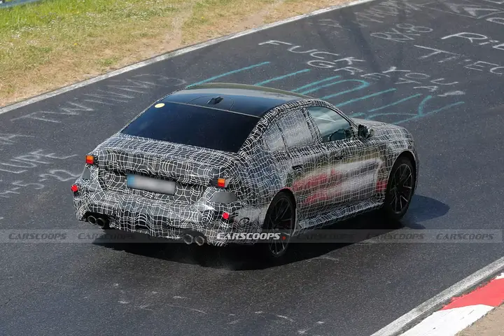 2027-BMW-M5-0015-1536x1025