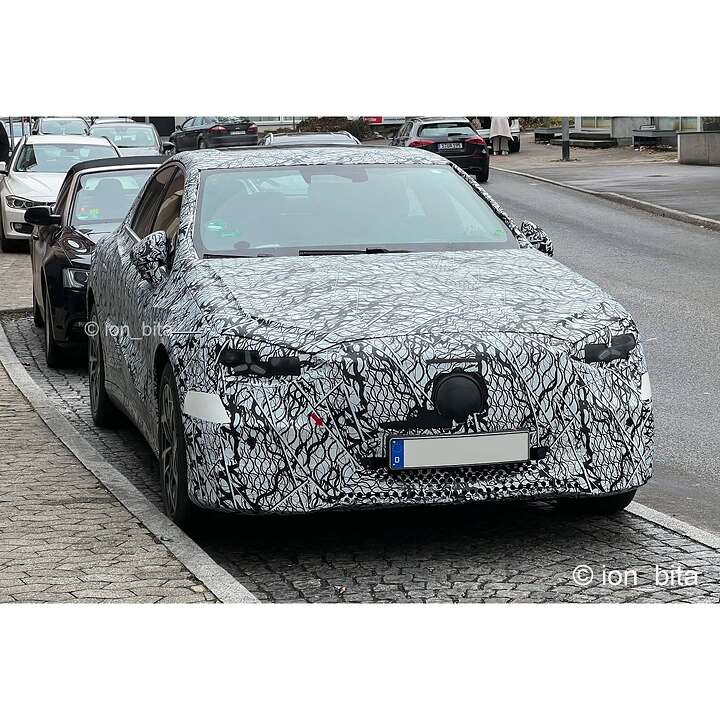 12190f5f-3d21-4b62-a0a3-11ac0485925f