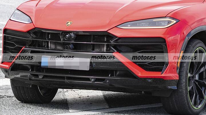 Audi has been keeping this to itself, the upcoming Q8 is already being tested with the best of Lamborghini under the hood.