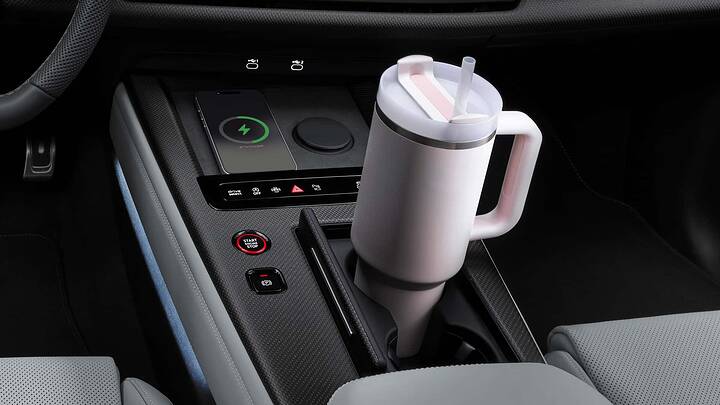 2027-audi-q9-interior-newcarscoops-8