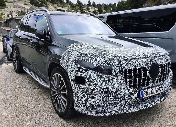 New spyshots 2027 Mercedes-AMG GLS Facelift #carspy #carspyshots #spyshots #spy #spied #caught #erwischt  #erlkönig #instacar #carsoinstagram #carspost #carporn #carspotting #carspotter #amg #amggls #mercedes #mercedesamg #spyphotos #spyph