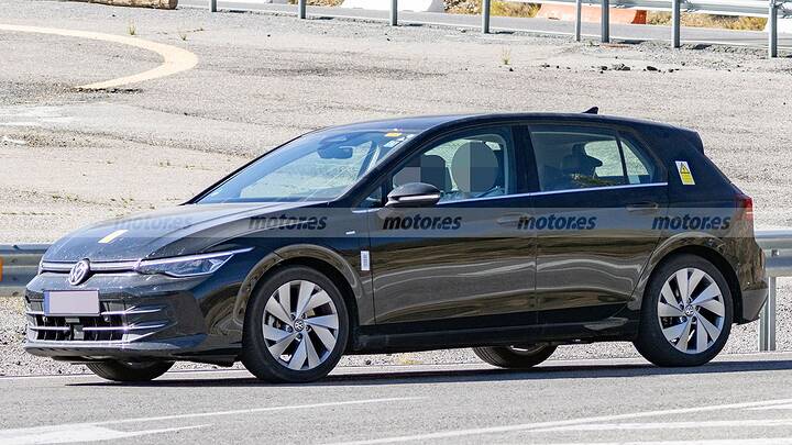 Volkswagen tendrá su propio Toyota Corolla, cazado el primer Golf híbrido HEV de la historia 7