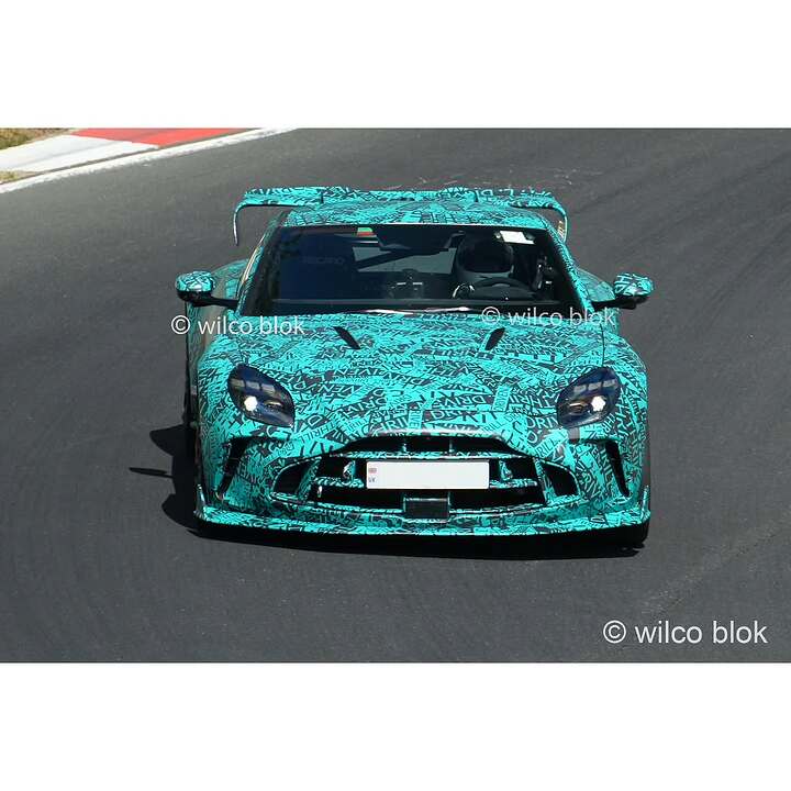 Aston Martin Vantage RS spied!A more track-focused Vantage is on the way, reportedly targeting