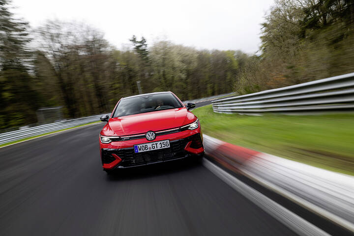 Golf GTI EDITION 50 (3)