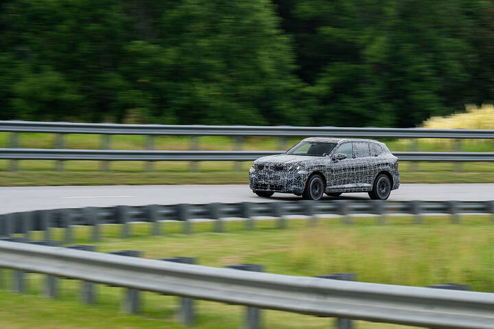2027 BMW X5_newcarscoops_5292-highRes