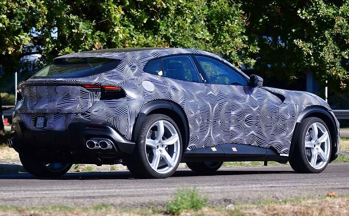 Ferrari‘s project F175MM is going to be made to fill the gap between the current Ferrari Purosan (1)