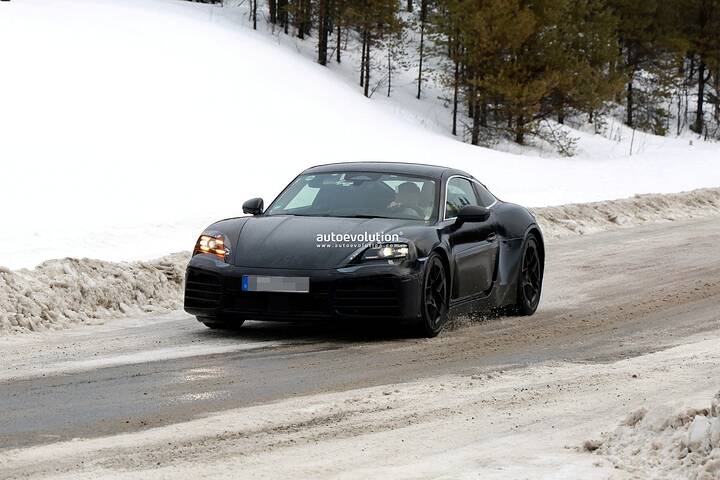 2026-porsche-718-cayman-electric-spied-will-replace-internal-combustion-718-cayman_3