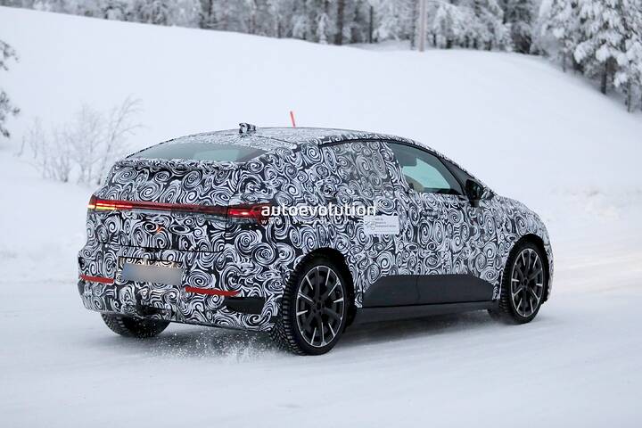 imgi_38_2027-audi-a2-e-tron-heads-up-north-for-the-final-testing-session-before-production-starts_9