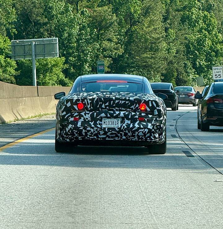 2027 Mercedes-AMG GT4 EV - newcarscoops - 0dfcd262