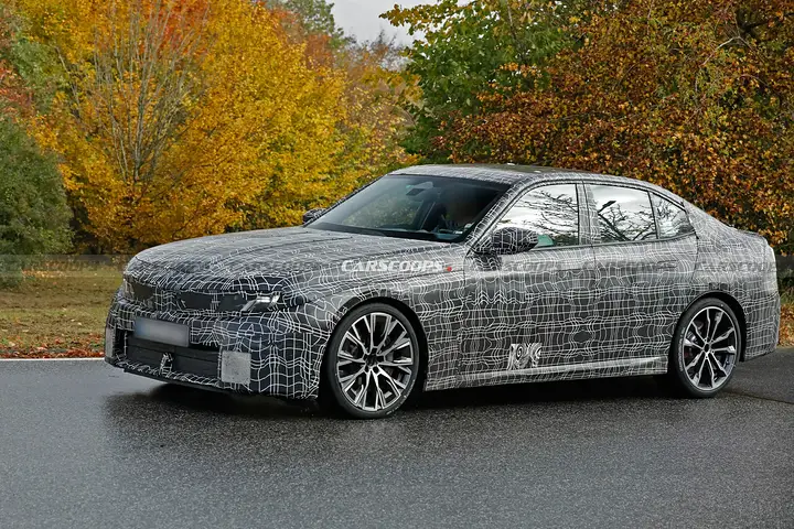 2027-BMW-3-Series-1126-4-2048x1368