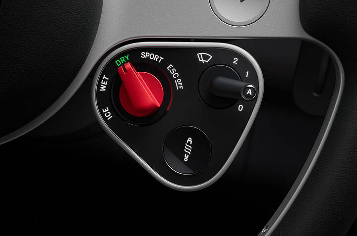 ferrari-luce-interior-7