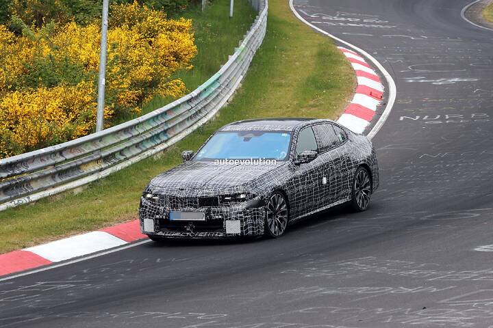 new-bmw-m350-is-a-baby-m3-for-every-day-driving_5