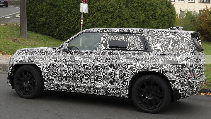 land-rover-baby-defender-80-2026-fotos-espia-2025110794-1761758998_13