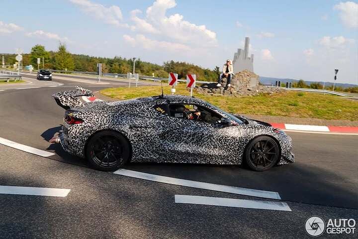 Chevrolet is currently developing a high-performance beast and testing it at the Nürburgring - the highly anticipated Chevrolet Corvette C8 Zora!   This upcoming model will be a hybrid variant of the C8 and is set to be the flagship o (7)