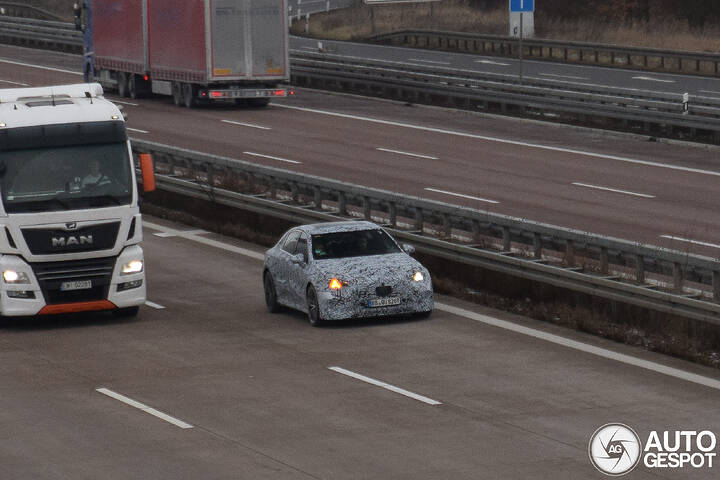 mercedes-benz-c-klasse-ev-2026-10dba-c807606012026193800_2