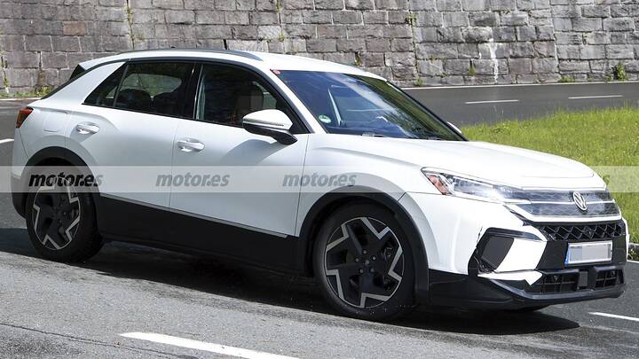 El nuevo T-Roc 2026 aparece donde (y como) nadie lo esperaba, Volkswagen no lo ha podido evitar 9