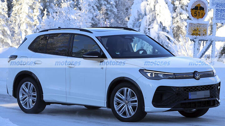 2027 Volkswagen Tiguan R newcarscoops 0003