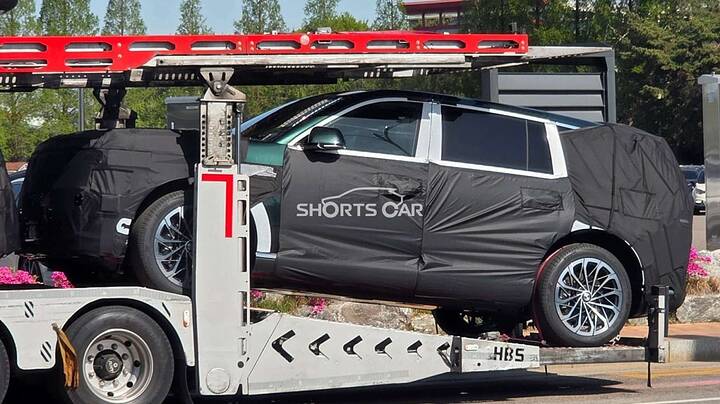 2027 Genesis GV90 Spotted in 4 New Colors-newcarscoops-29950x534