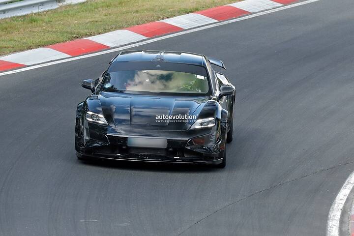 imgi_78_2026-porsche-taycan-turbo-gt-manthey-kit-spied-testing-may-cost-well-over-300000_10