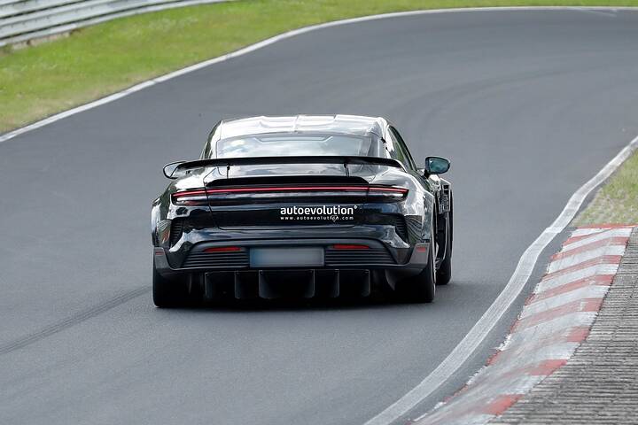 imgi_77_2026-porsche-taycan-turbo-gt-manthey-kit-spied-testing-may-cost-well-over-300000_9