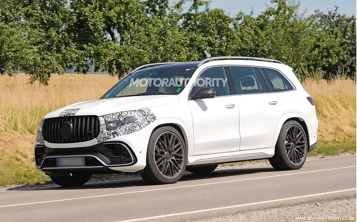 2027-mercedes-benz-amg-gls-63-facelift-spy-shots--photo-via-baldauf_100940135_l