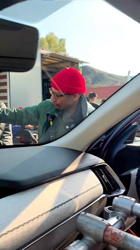 2024-mazda-cx-90-in-artisan-red-premium-is-accidentally-revealed-by-british-tv-star_12