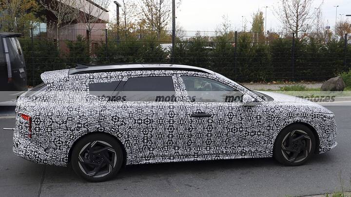 kia-k4-wagon-2026-fotos-espia-destape-2025110845-1762157275_9