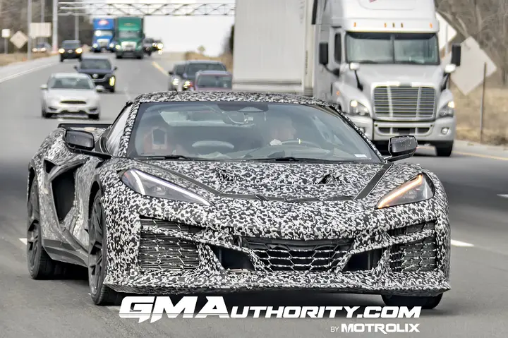 2026-Chevrolet-C8-Corvette-Zora-Convertible-Prototype-Spy-Shots-March-2025-Exterior-003-front-three-quarters