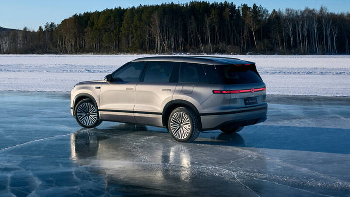 volkswagen_id-_era_9x_interior-3-800x450